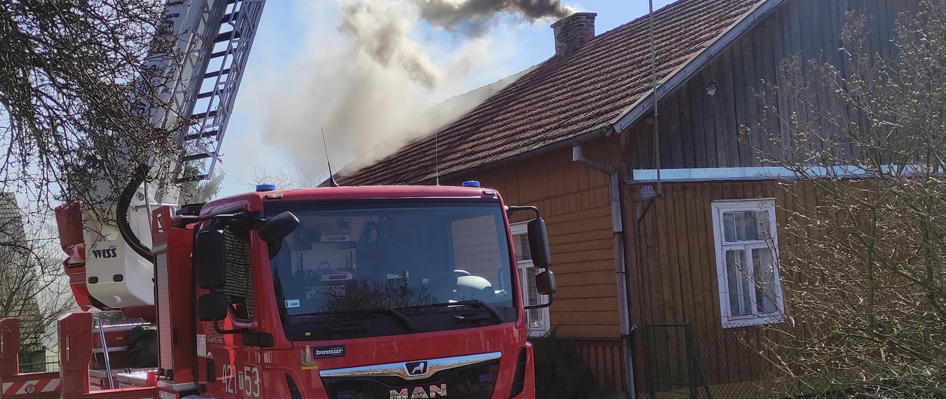 Pożar sadzy w przewodzie kominowym w miejscowości Chrustowice - powiat kazimierski