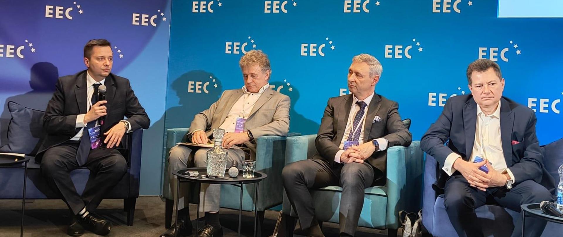 Wiceprezes Wód Polskich Mateusz Balcerowicz podczas Europejskiego Kongresu Gospodarczego w Katowicach