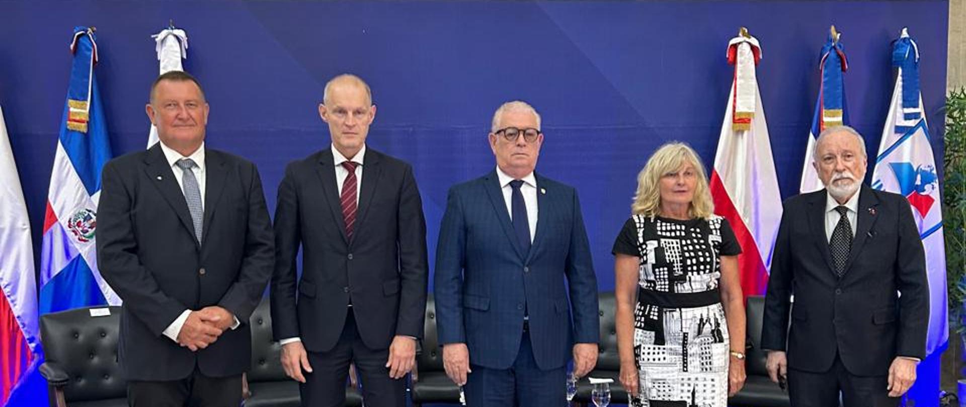 Consultas_Políticas_Polonia-Dominicana_22