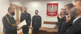 Ślubowanie nowo przyjętych do służby strażaków