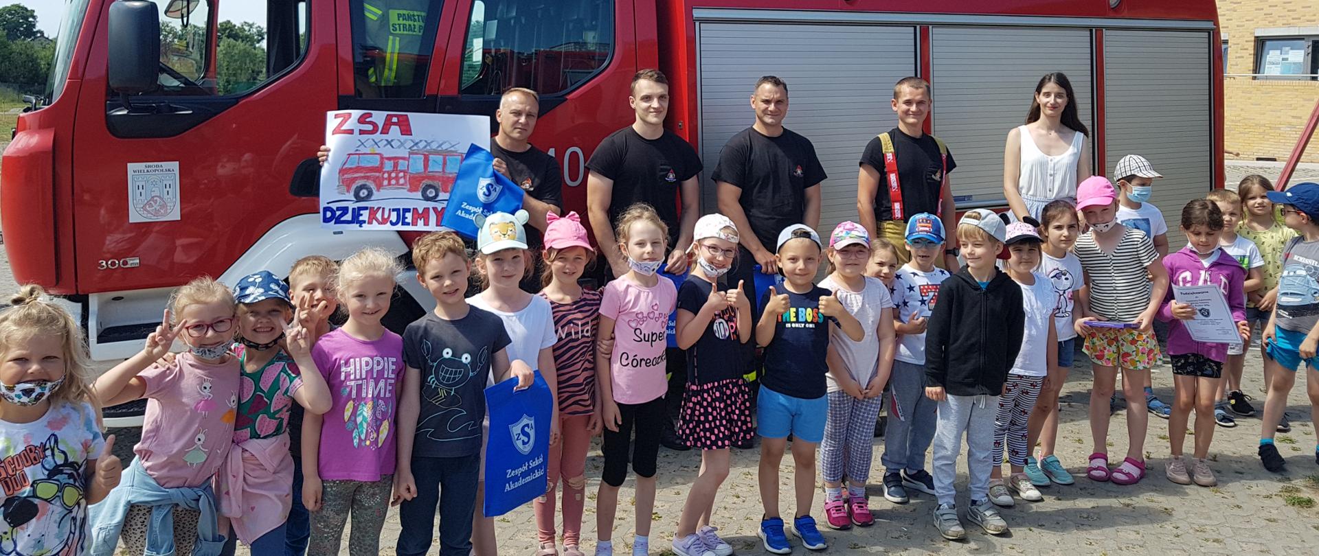 STRAŻACY Z WIZYTĄ W SZKOLE