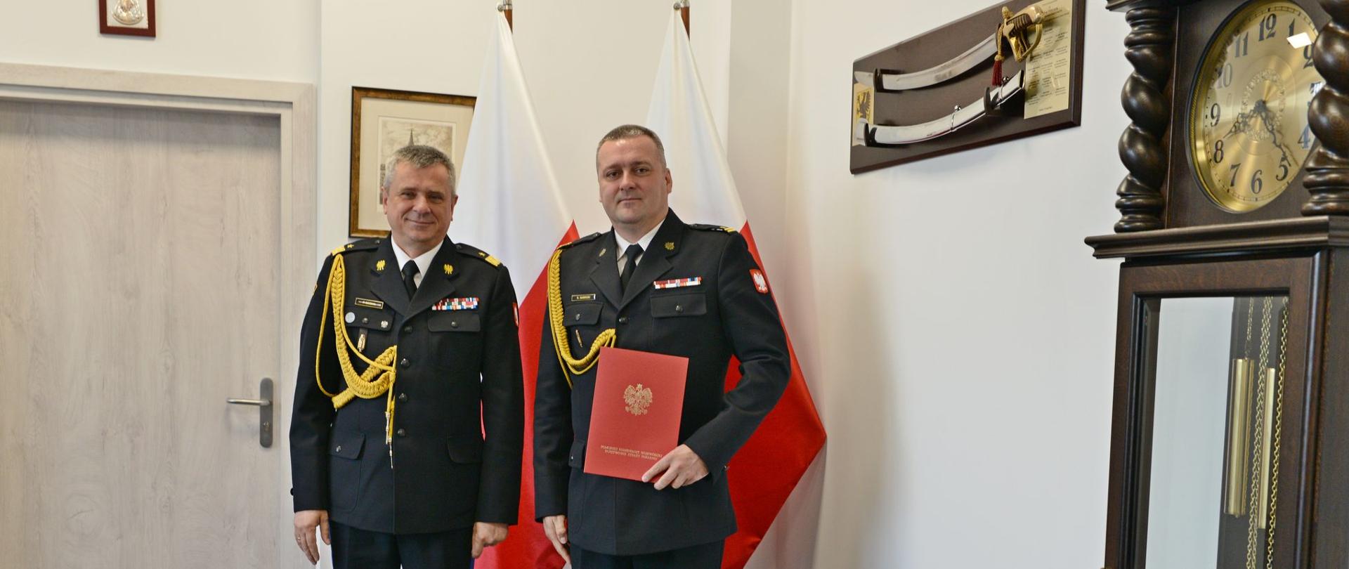 Na zdjęciu nadbryg. P. Socha i mł. bryg. R. Sawicki