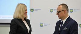 dr Mirosława Mierczyk-Sawicka i wicemarszałek Dariusz Starzycki