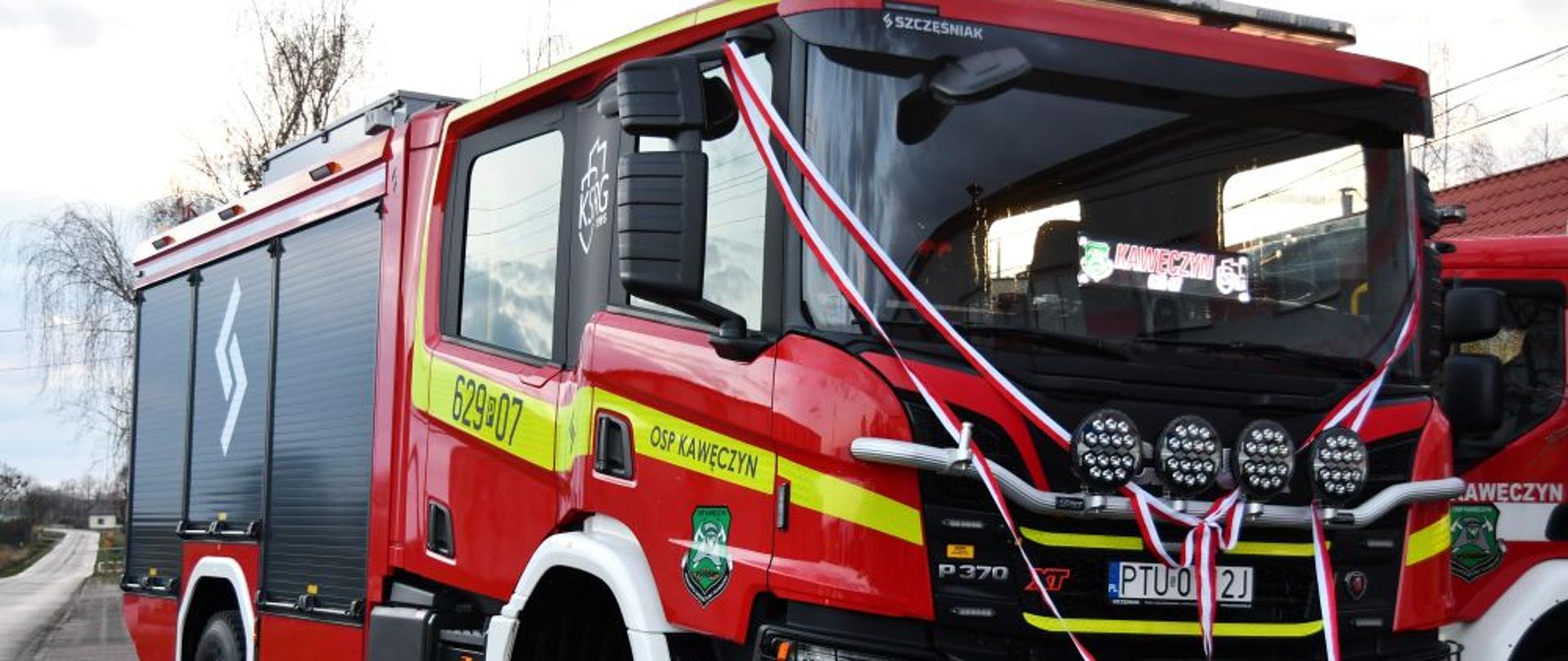 UROCZYSTE PRZEKAZANIE CIĘŻKIEGO SAMOCHODU RATOWNICZO-GAŚNICZEGO DLA OSP KAWĘCZYN