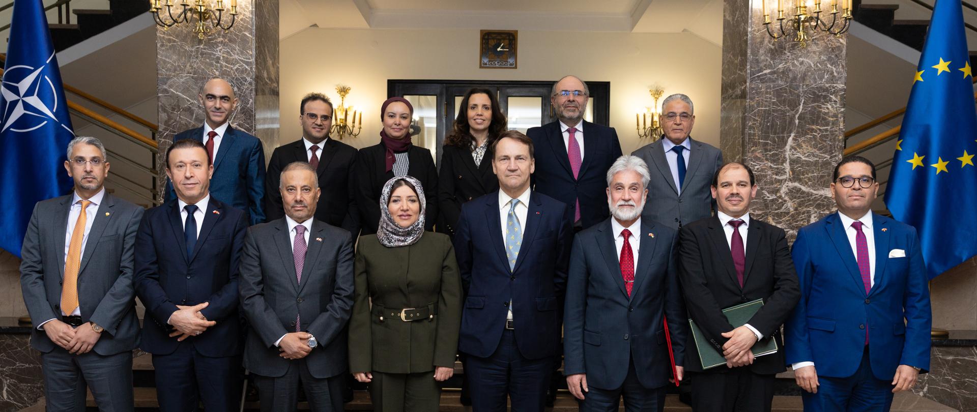 Poland's top diplomat Radosław Sikorski meets with ambassadors of Arab countries