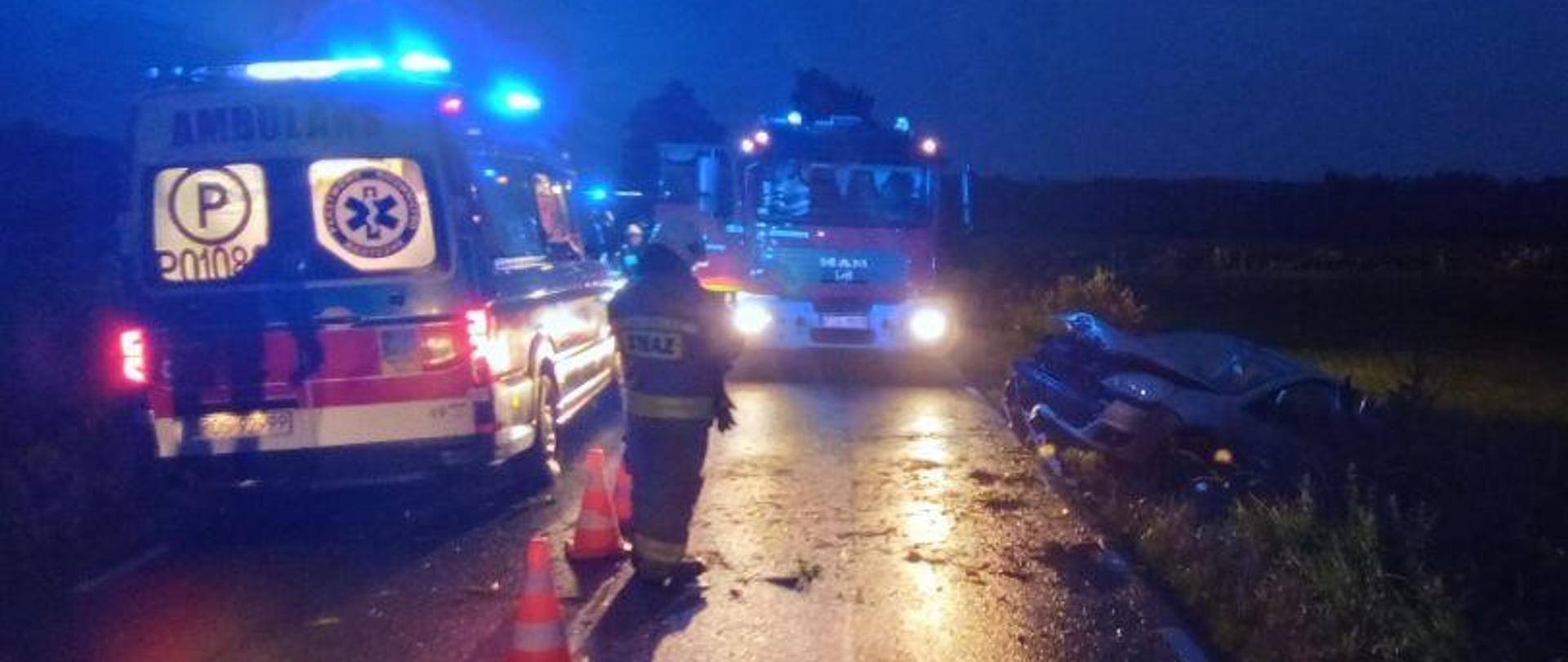 Zablokowana droga podczas wypadku.