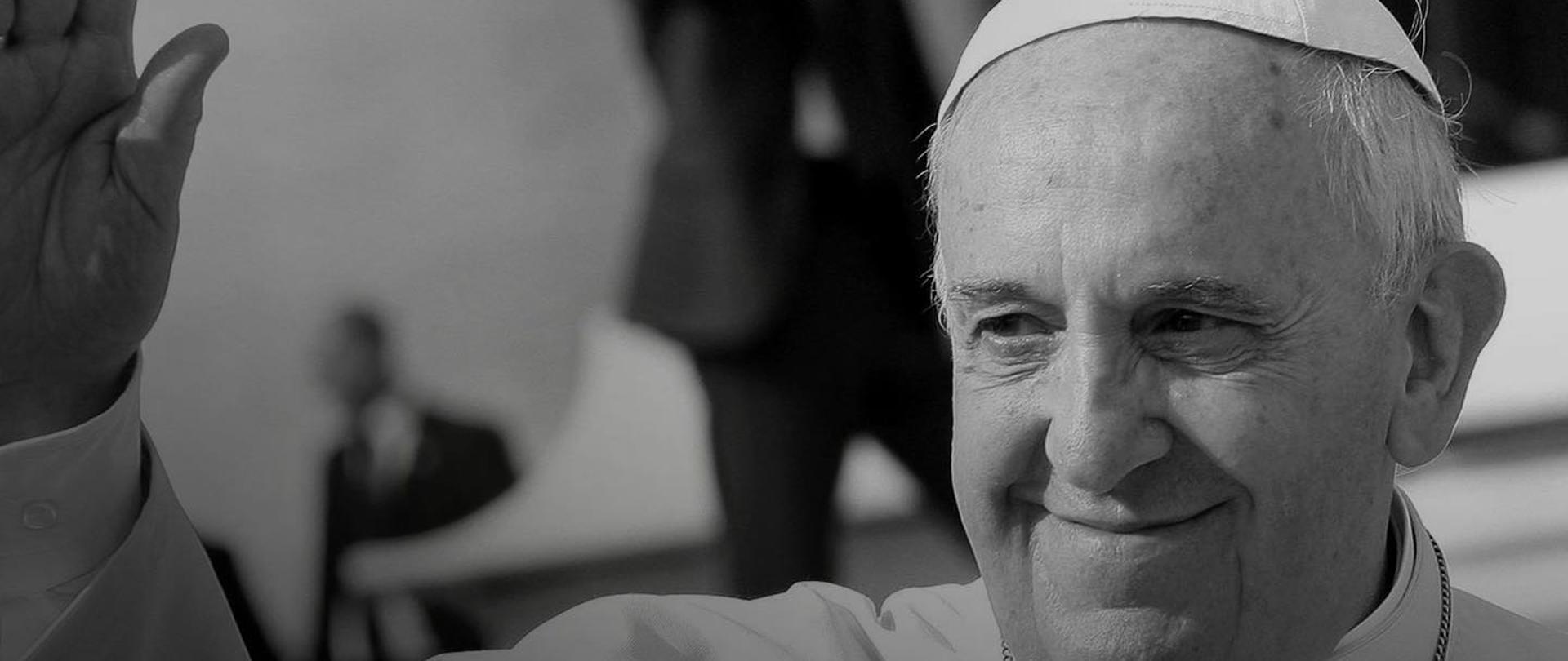 Papież Franciszek nie żyje