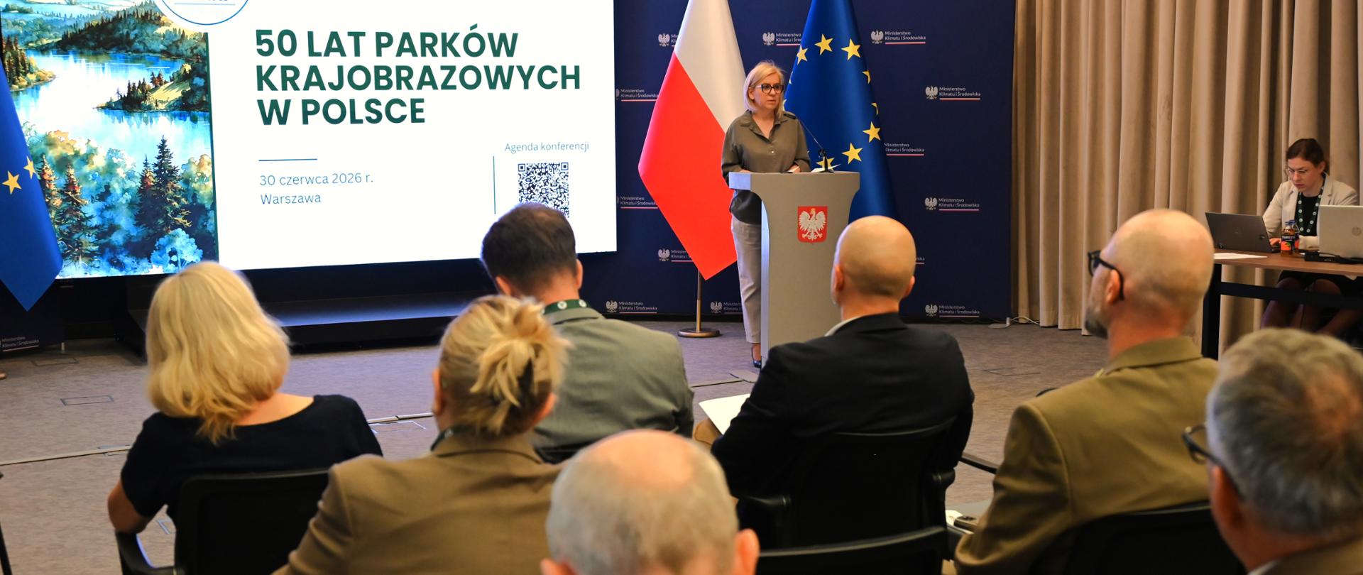 Konferencja 50 lat parków krajobrazowych 