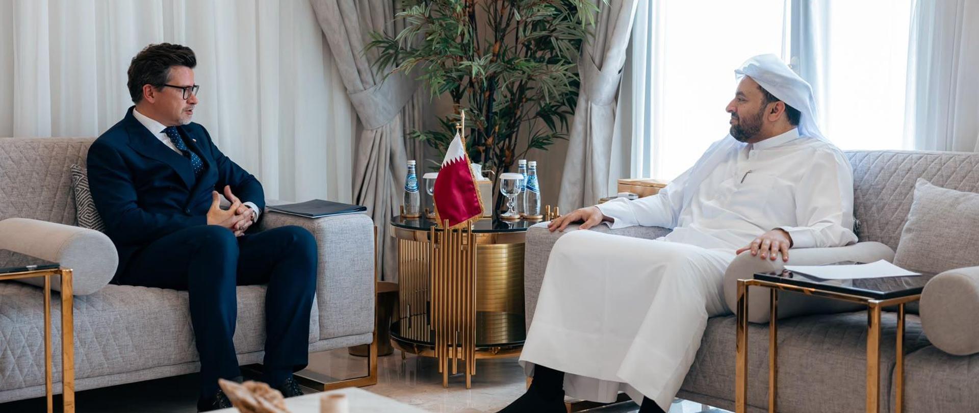 Spotkanie Ambasadora RP Tomasza Sadzińskiego z ministrem stanu w katarskim MSZ dr. Mohammedem bin Abdulazizem Al-Khulaifim