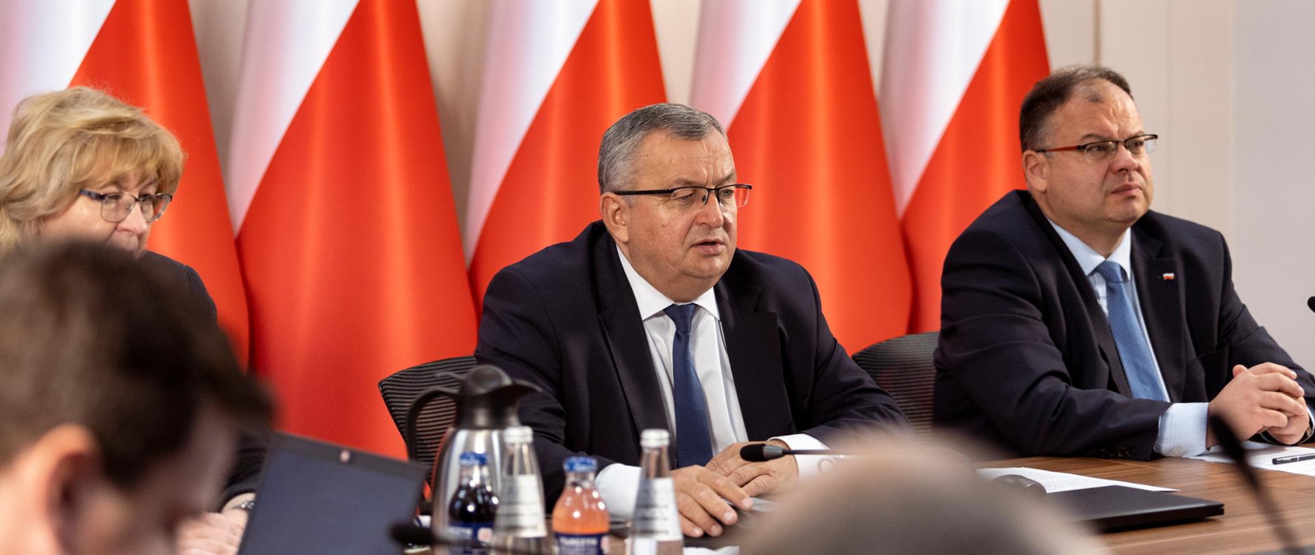 O odbudowie transportu lotniczego po pandemii COVID-19