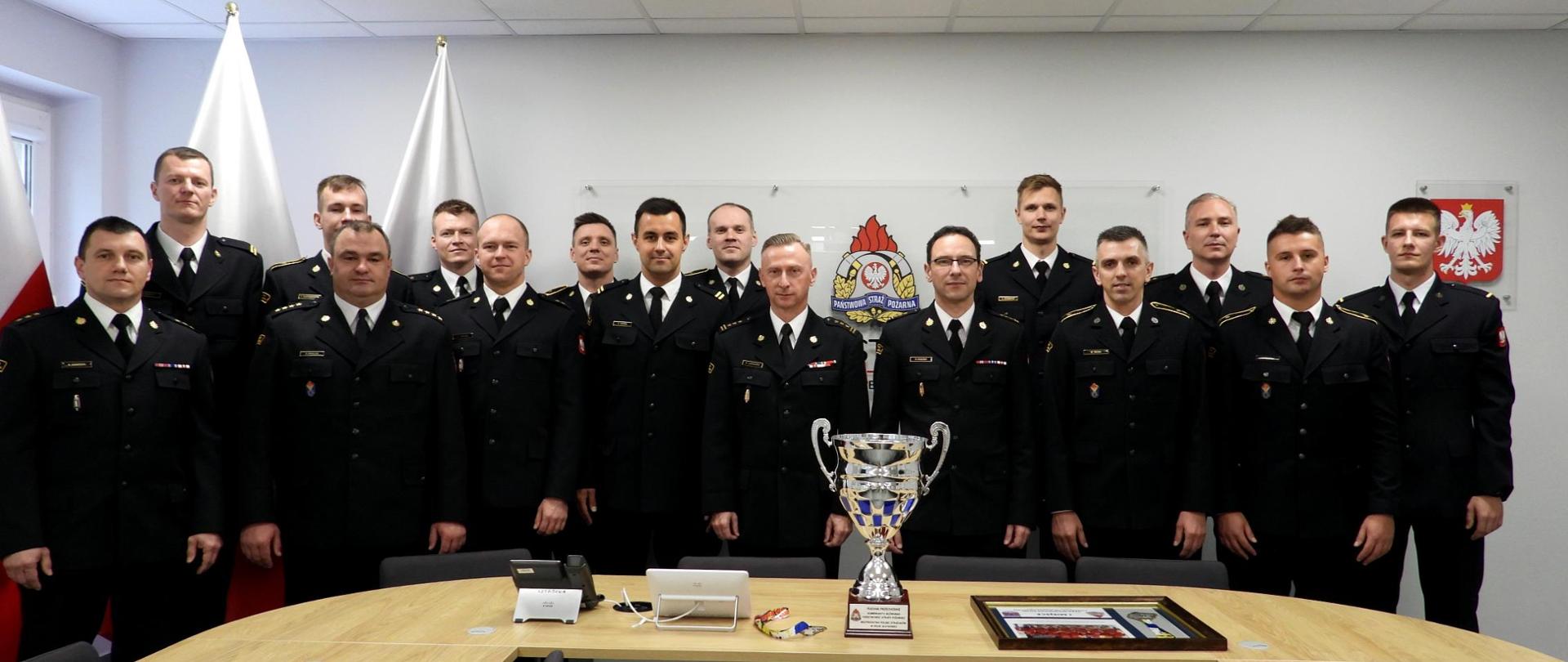 Śląski Komendant Wojewódzki PSP spotkał się z reprezentacją mistrzów w Piłce Siatkowej