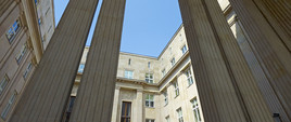 Zdjęcie gmachu Ministerstwa Edukacji Narodowej 