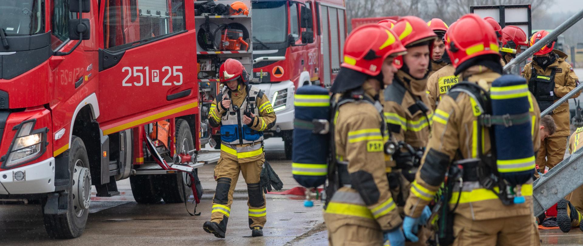 Zajęcia praktyczne dla kadetów K-34 z zakresu taktyki zwalczania pożarów
