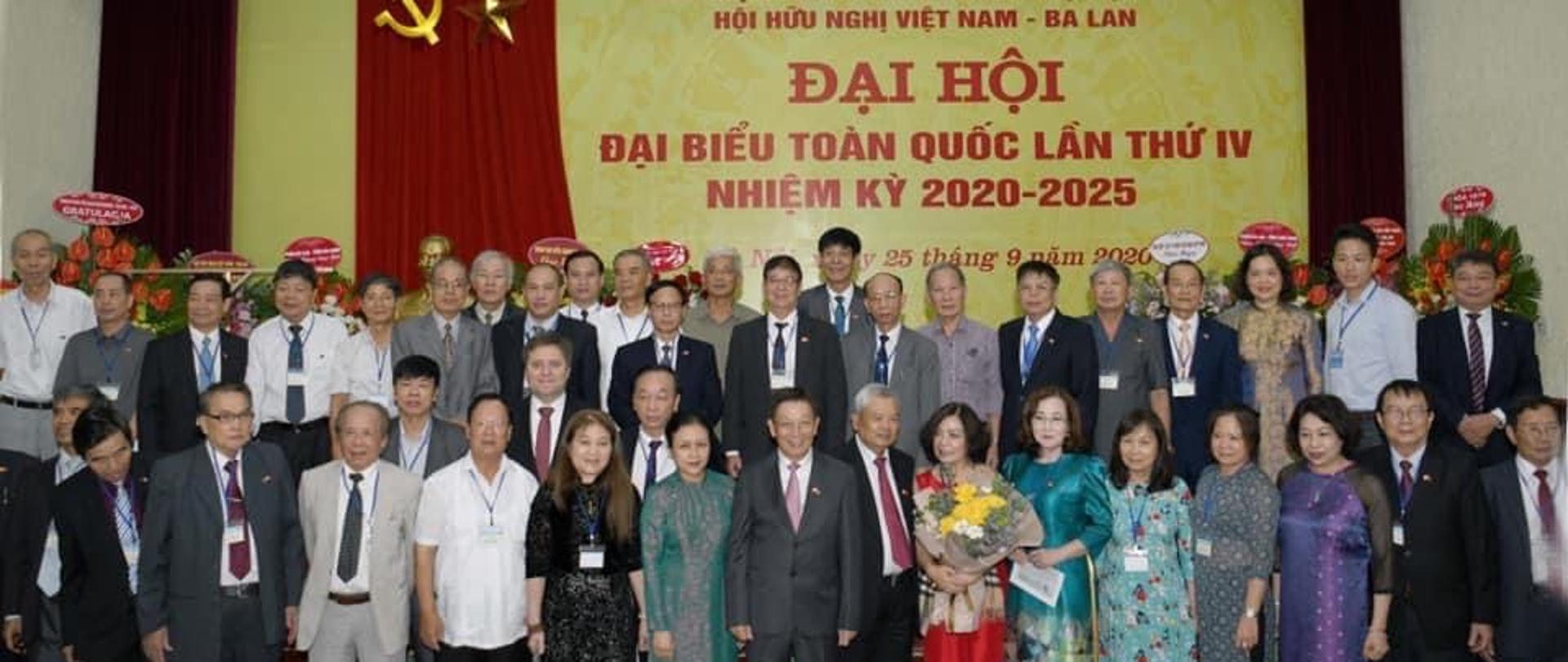 IV Ogólnokrajowy Zjazd Towarzystwa Przyjaźni Wietnamsko-Polskiej 4