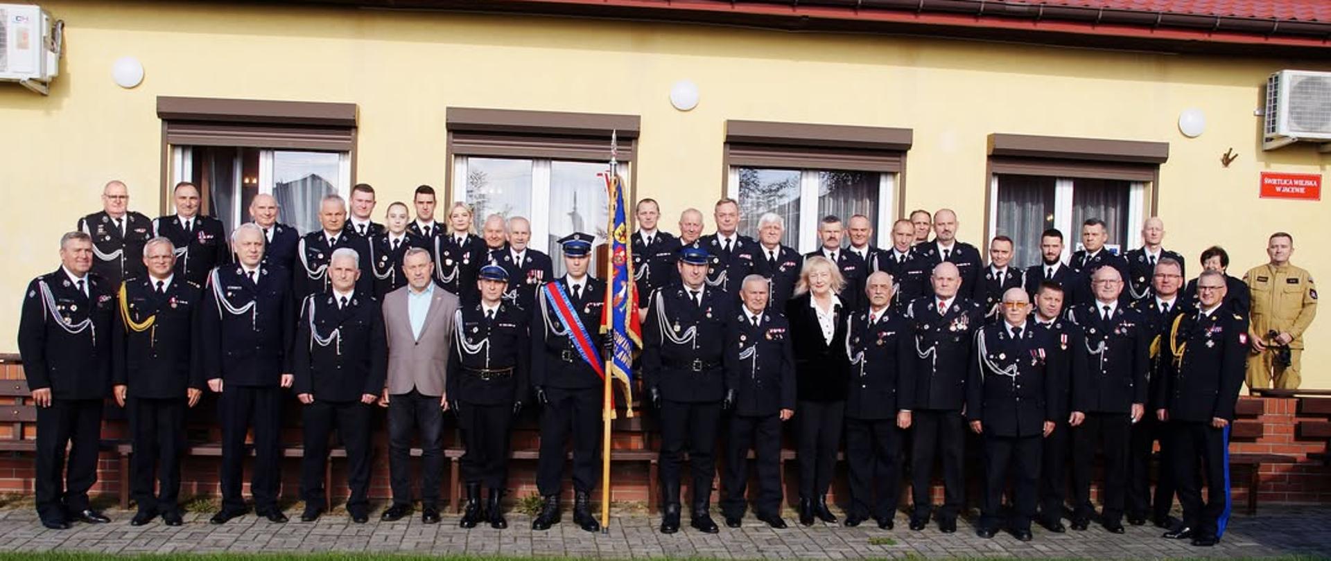 Uczestnicy VI Zjazdu Oddziału Powiatowego ZOSP RP w Inowrocławiu