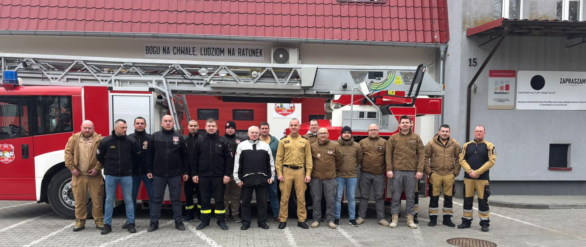 Szkolenie doskonalące dla kierowców samochodu z drabiną mechaniczną