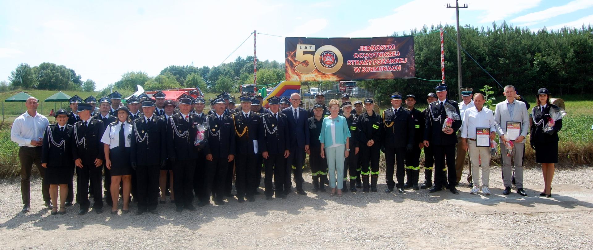 16 lipca 2023 roku na placu remizy Ochotniczej Straży Pożarnej w Surminach (gm. Banie Mazurskie, powiat gołdapski), odbył się uroczysty apel z okazji obchodów 50-lecia powstania OSP w Surminach