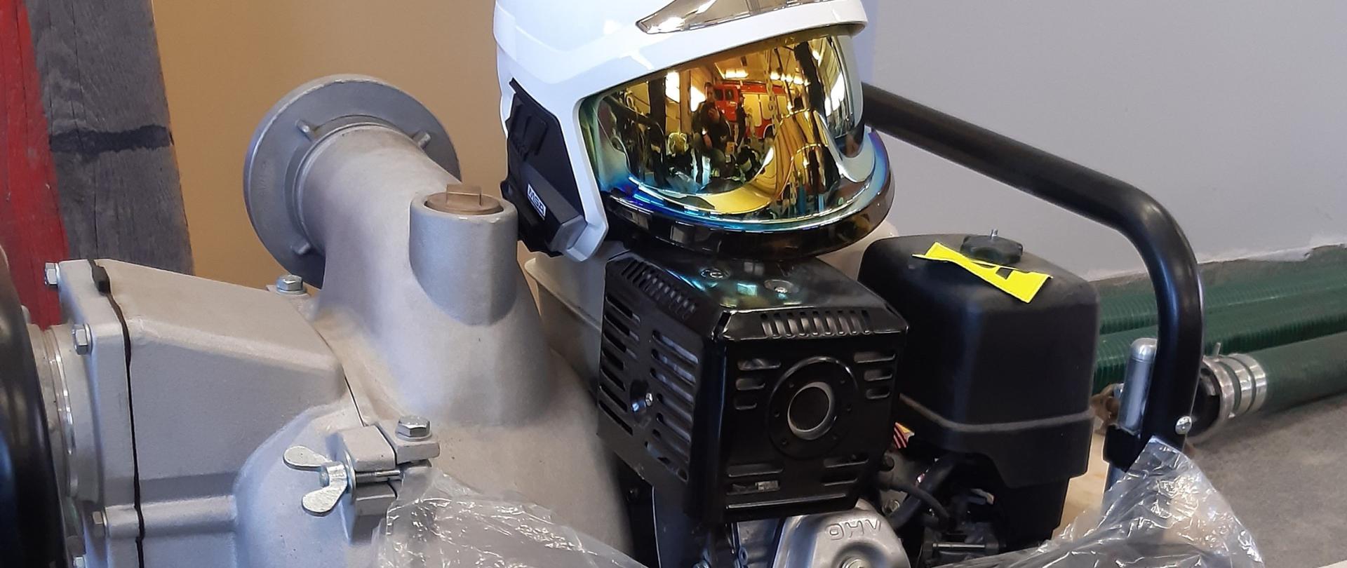 Strażacy z Powiatu Inowrocławskiego przekazali sprzęt dla strażaków z Ukrainy