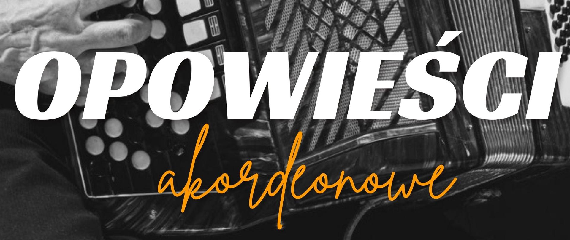 akordeon guzikowy trzymany na kolanach mężczyzny, szczegółowe informacje o audycji akordeonowej