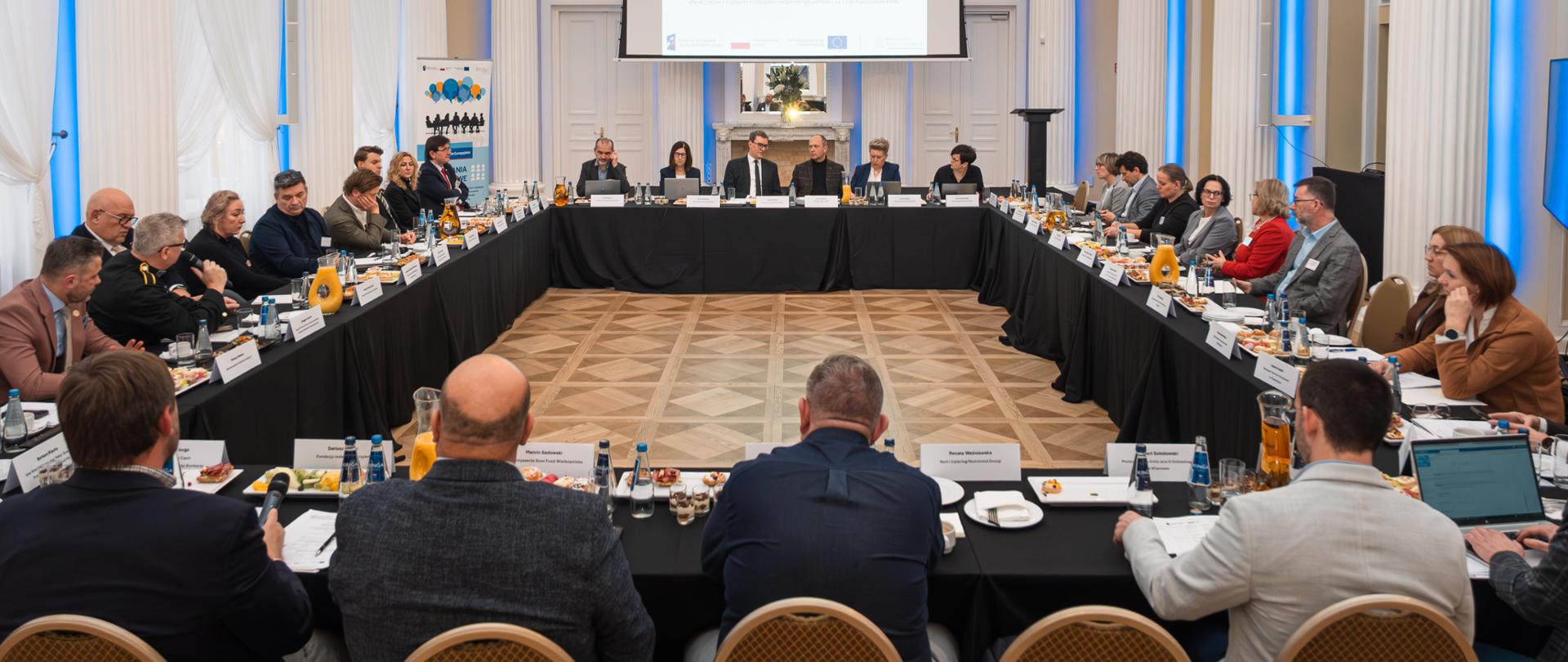 Spotkanie Wiceministra Henryka Kiepury z przedstawicielami branży gastronomicznej