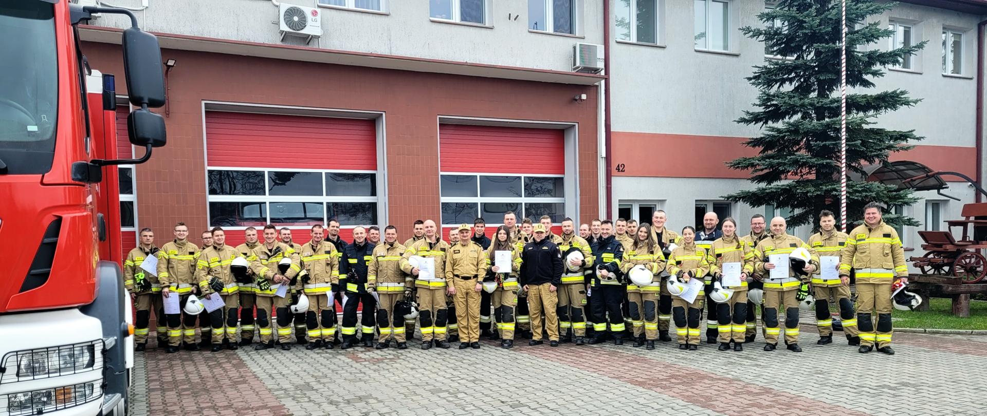 szkolenie podstawowe strażaków ratowników Ochotniczych Straży Pożarnych