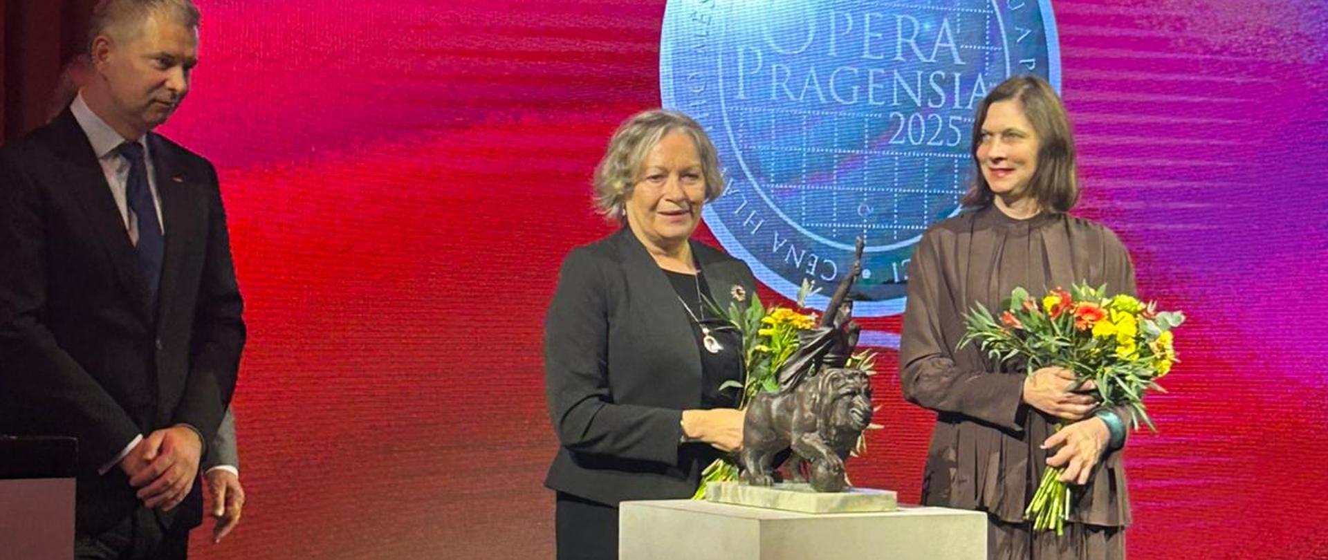 Grand Prix Opera Pragensia dla Warszawy