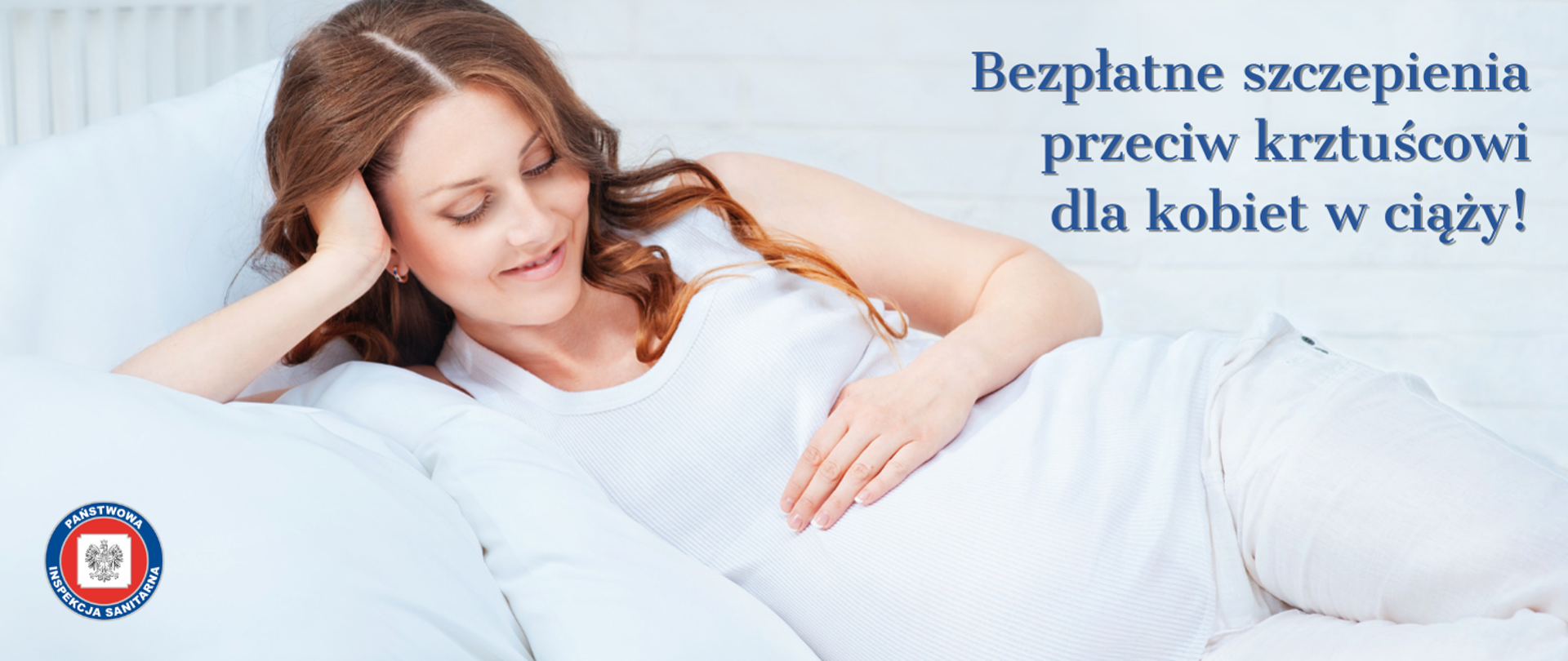 Na pierwszym planie kobieta w ciąży, w tle napis Bezpłatne szczepienia przeciw krztuścowi dla kobiet w ciąży!