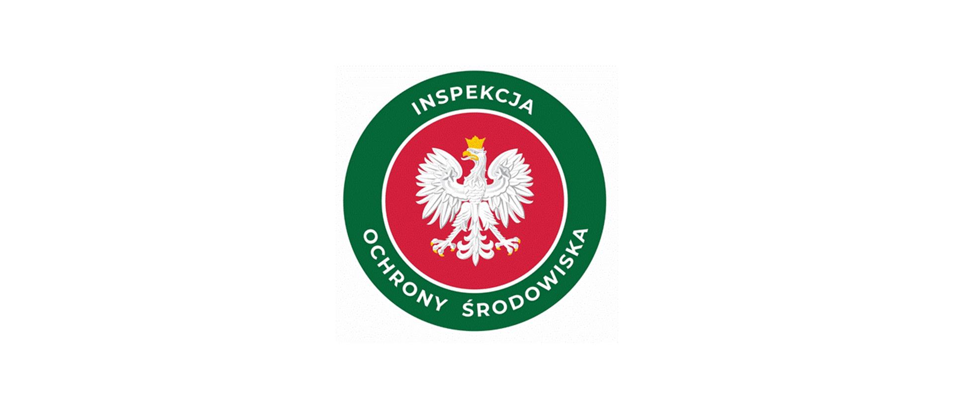 Okrągłe logo Inspekcji Ochrony Środowiska: Godło Polski, Orzeł w koronie, na czerwonym tle umieszczone wewnątrz zielonego okręgu z napisem Inspekcja Ochrony Środowiska.