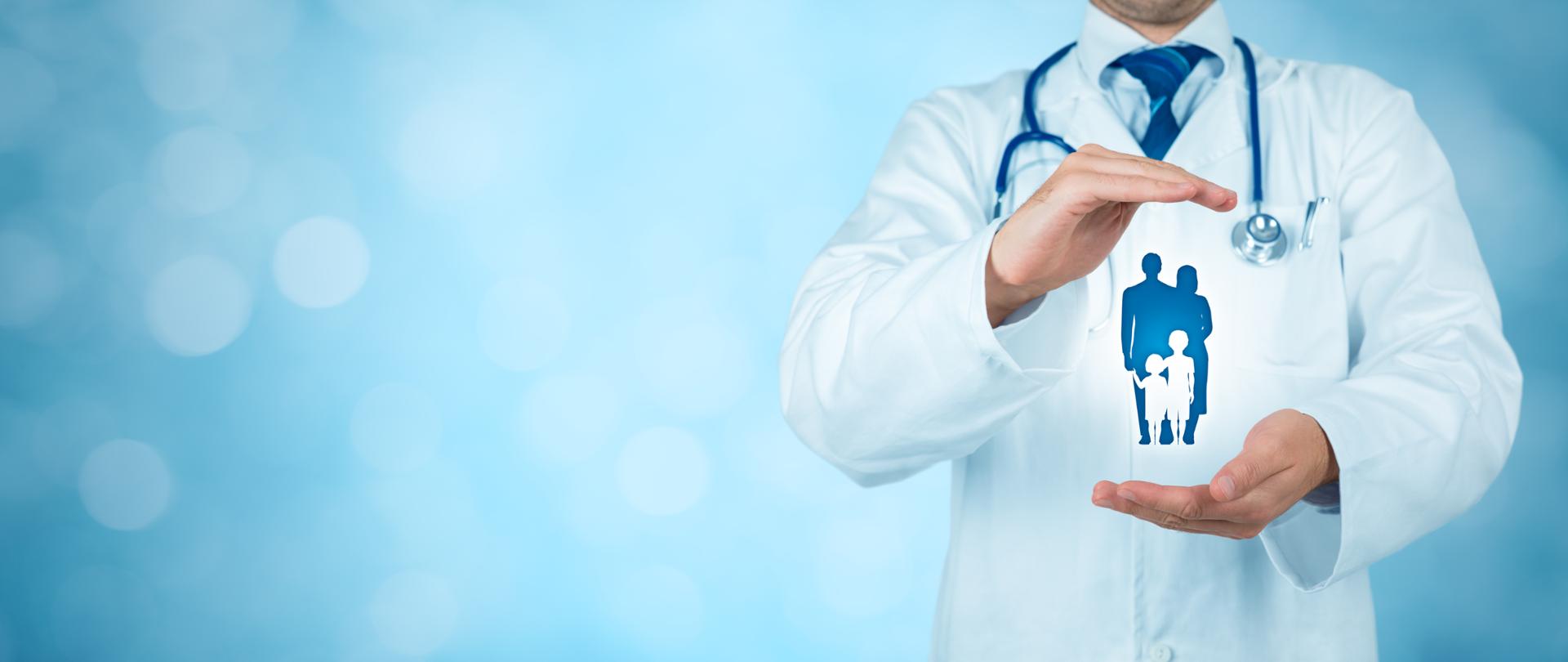 Lekarz obejmujący dłońmi ikonę rodziny