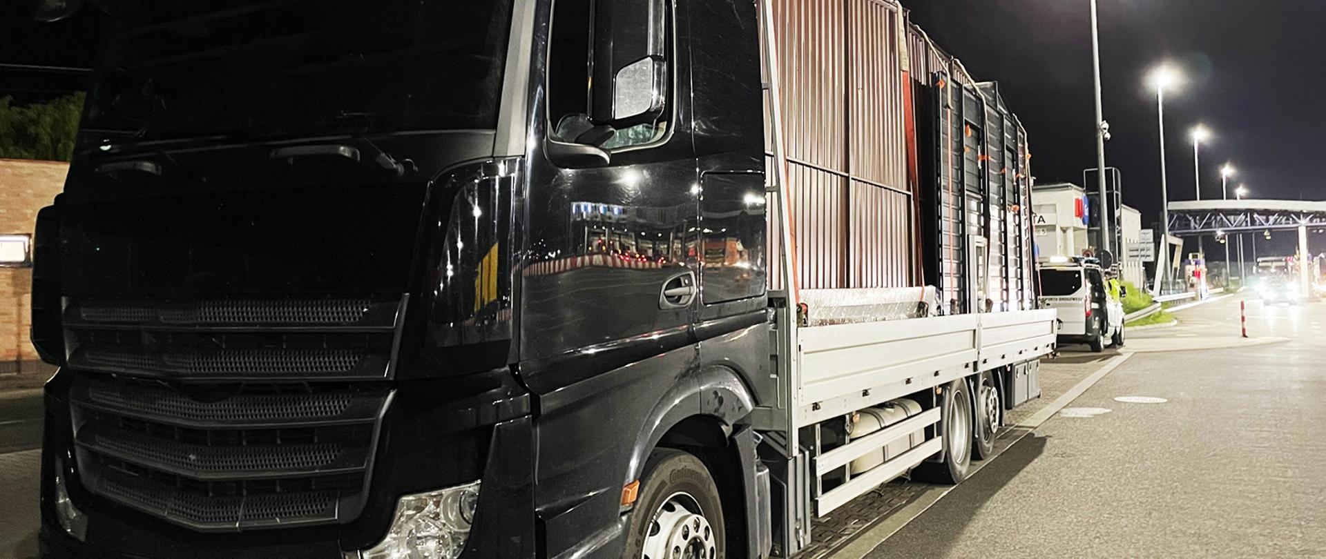 Zespół pojazdów zatrzymany w Aleksandrowicach
