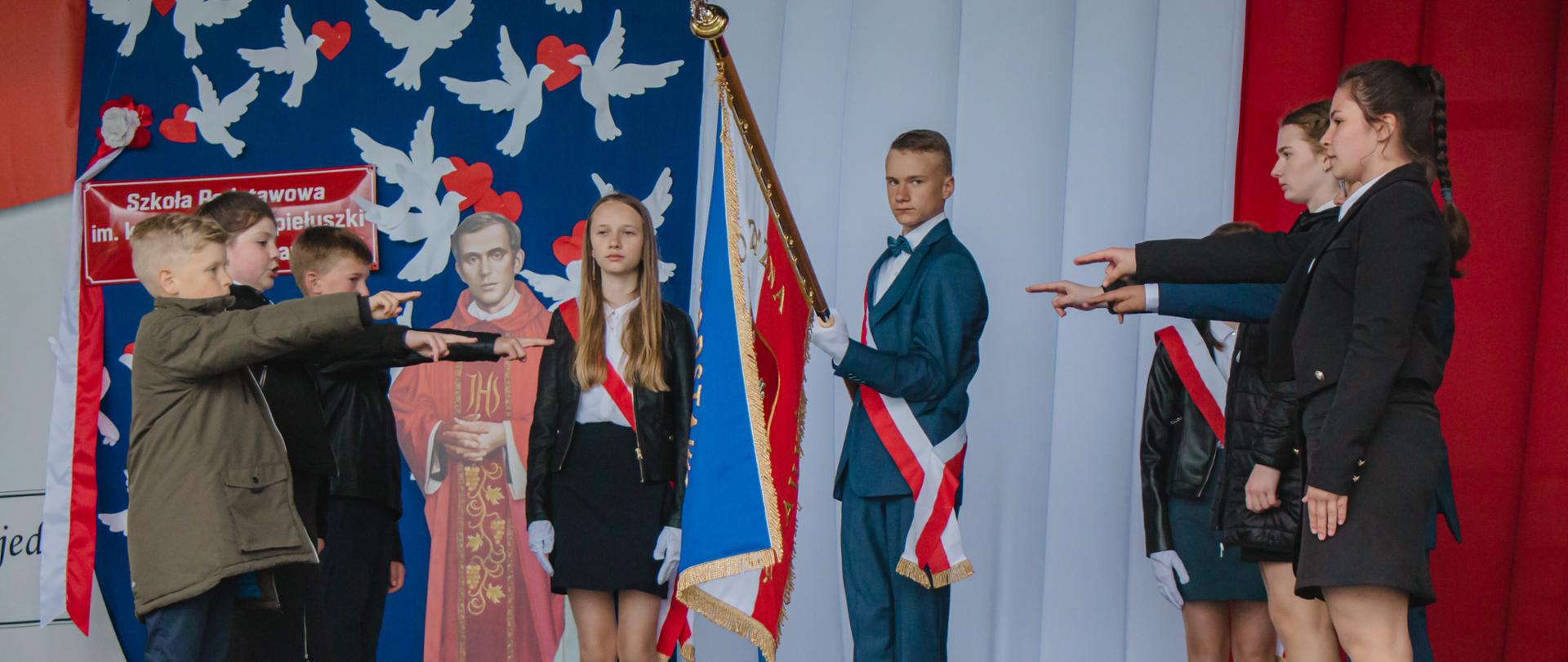 Szkole Podstawowej w Łupiance Starej patronuje ks. Jerzy Popiełuszko