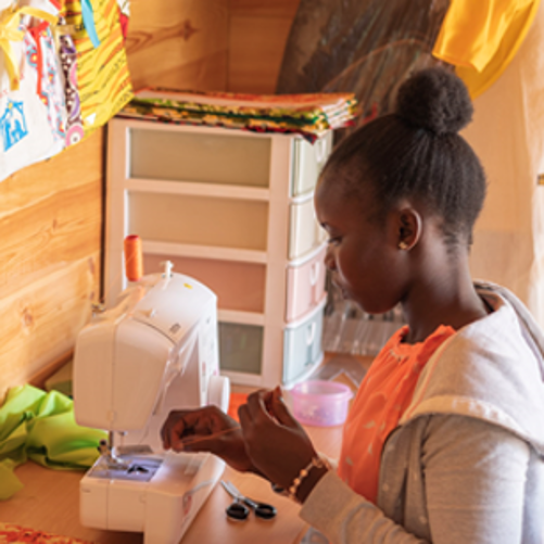 Increasing the educational and professional opportunities of young women-modernization of vocational schools in Senegal
