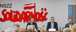 Premier Mateusz Morawiecki podczas spotkania z NZZS „Solidarność”