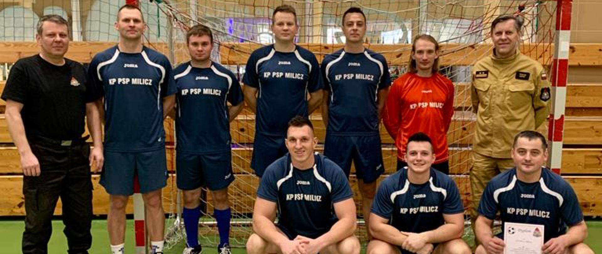 Reprezentacja KP PSP w Miliczu, podczas eliminacji w piłce halowej o Puchar Dolnośląskiego Komendanta Wojewódzkiego Państwowej Straży Pożarnej