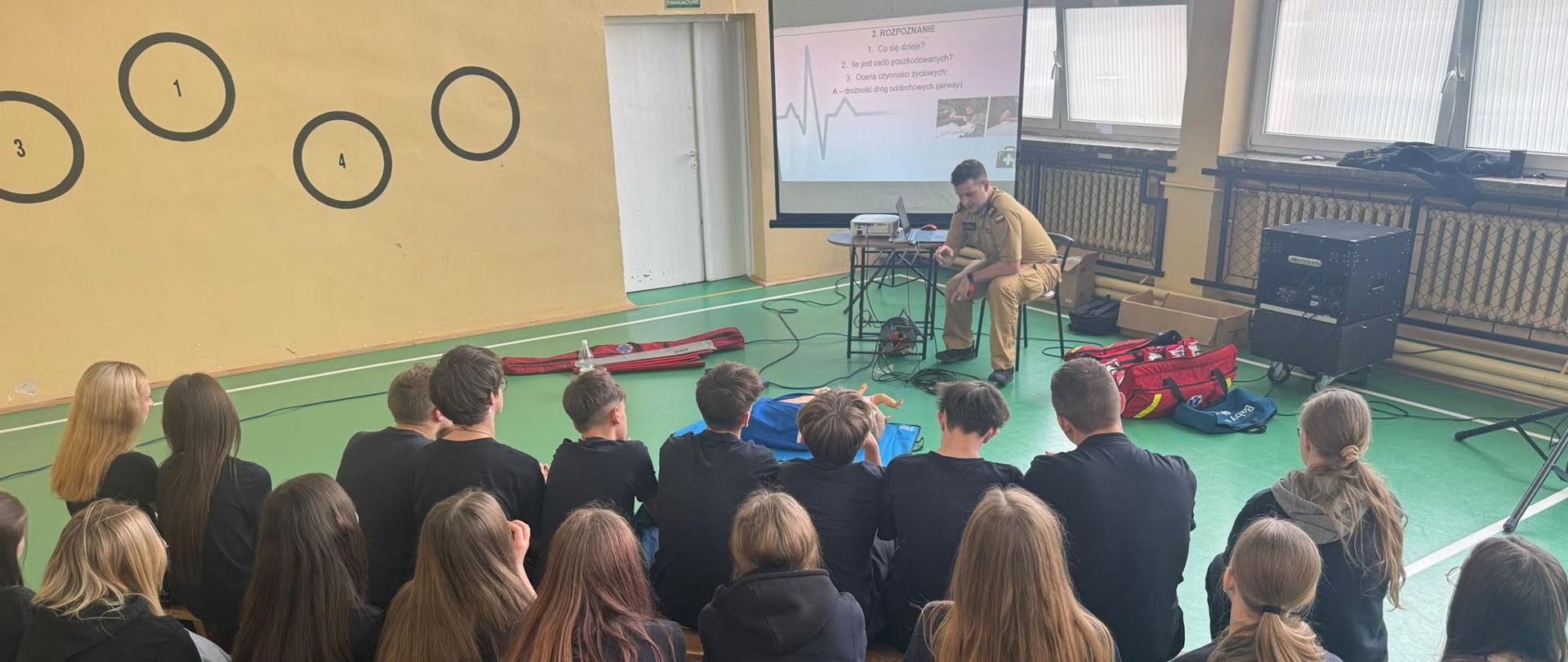 Zajęcia edukacyjne w szkole podstawowej