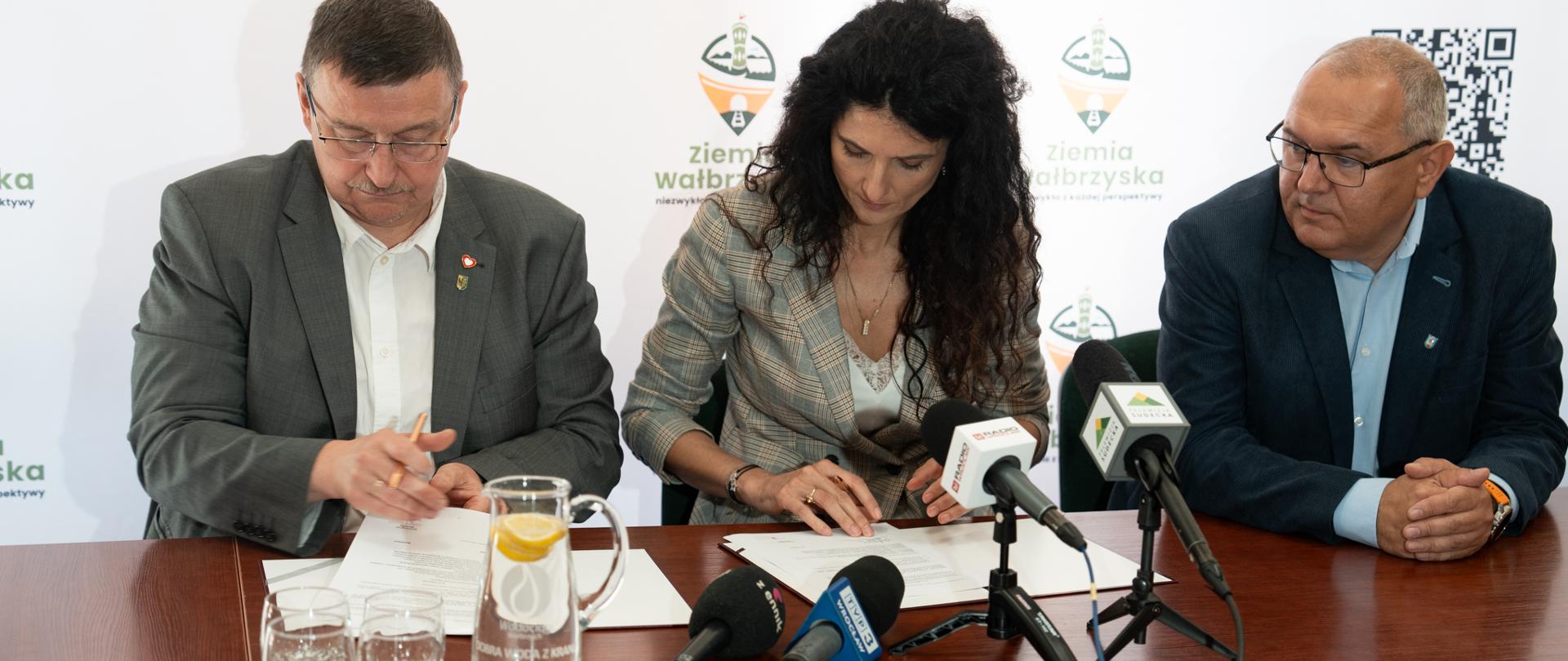 Podpisanie umowy na realizację zadań z listy rezerwowej 