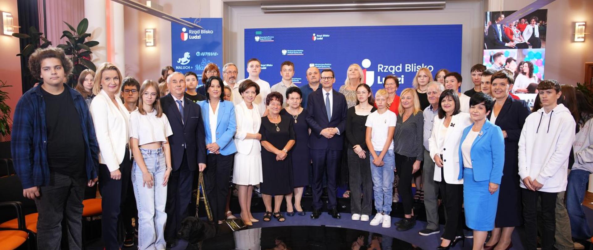 Solidarity, integration, support. Activities of the Ministry of Family