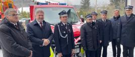 Przekazanie samochodu dla OSP Krempna