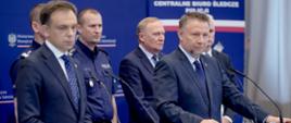 Konferencja Prasowa ministrów Marcina Kierwińskiego i Andrzeja Domańskiego oraz służb Policja, CBSP, KAS