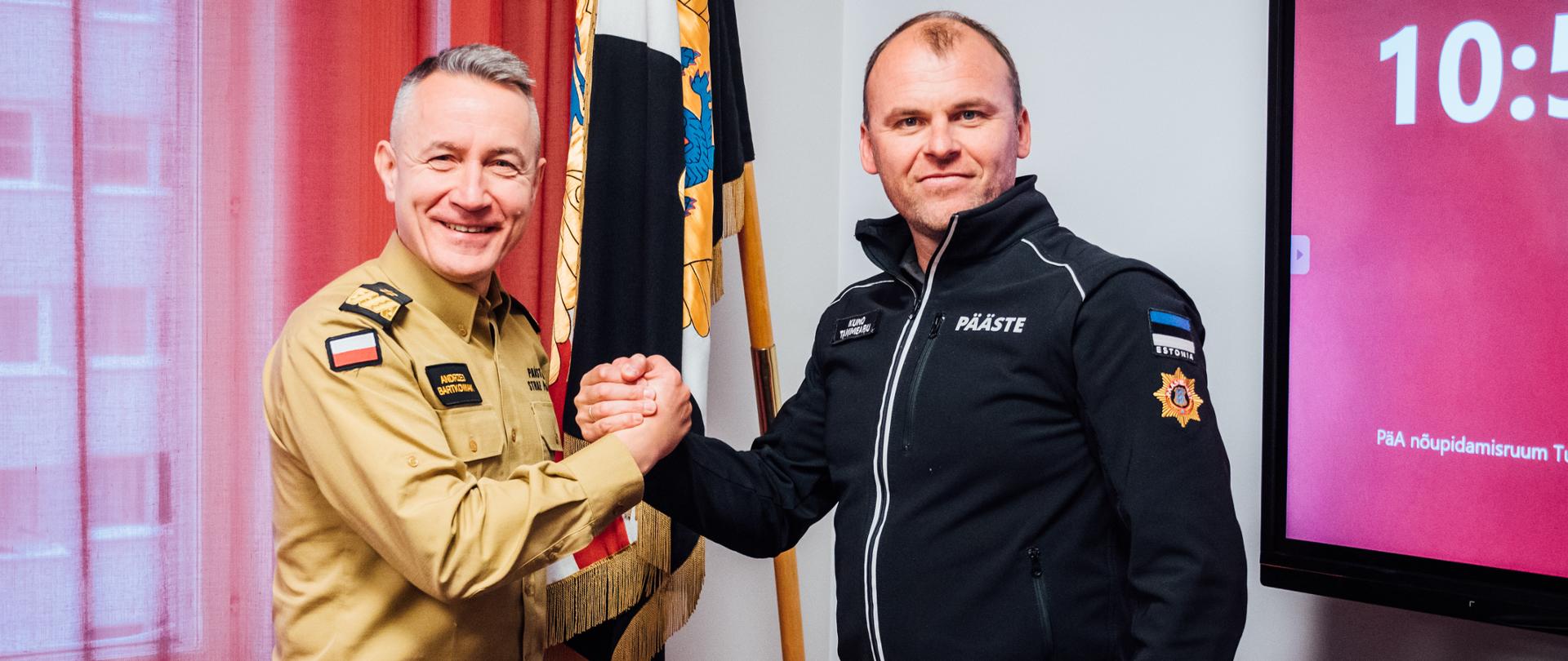 Komendant główny PSP na zdjęciu razem z Szefem Estońskiej Rady Ratownictwa 