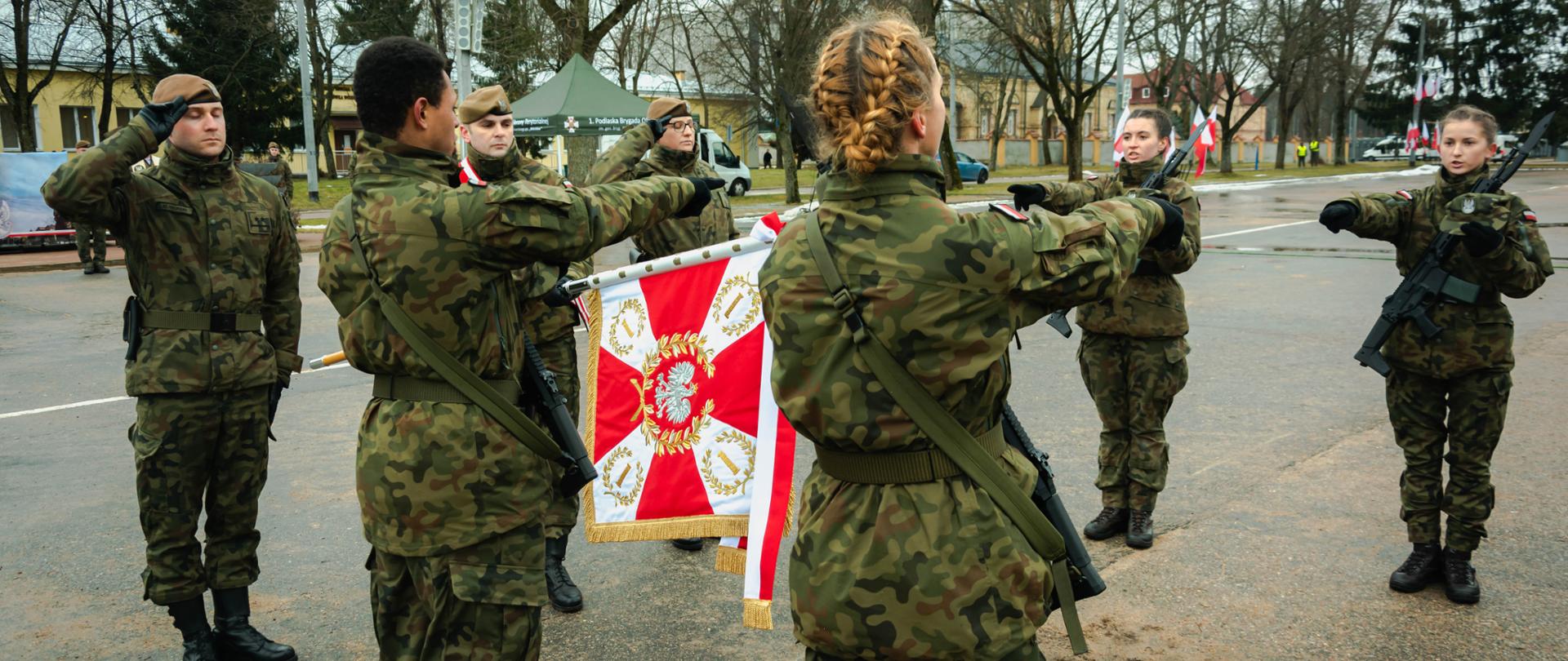 Pierwsza przysięga podlaskich terytorialsów w 2022 roku