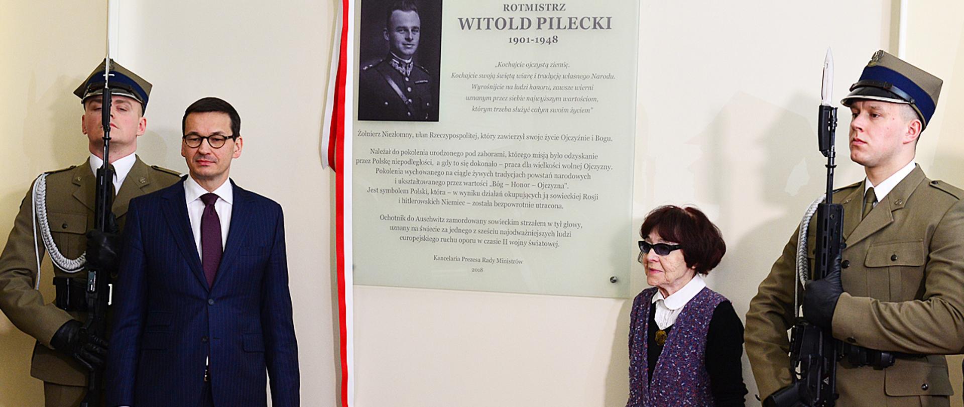 tablica_pilecki_LChemperek_01