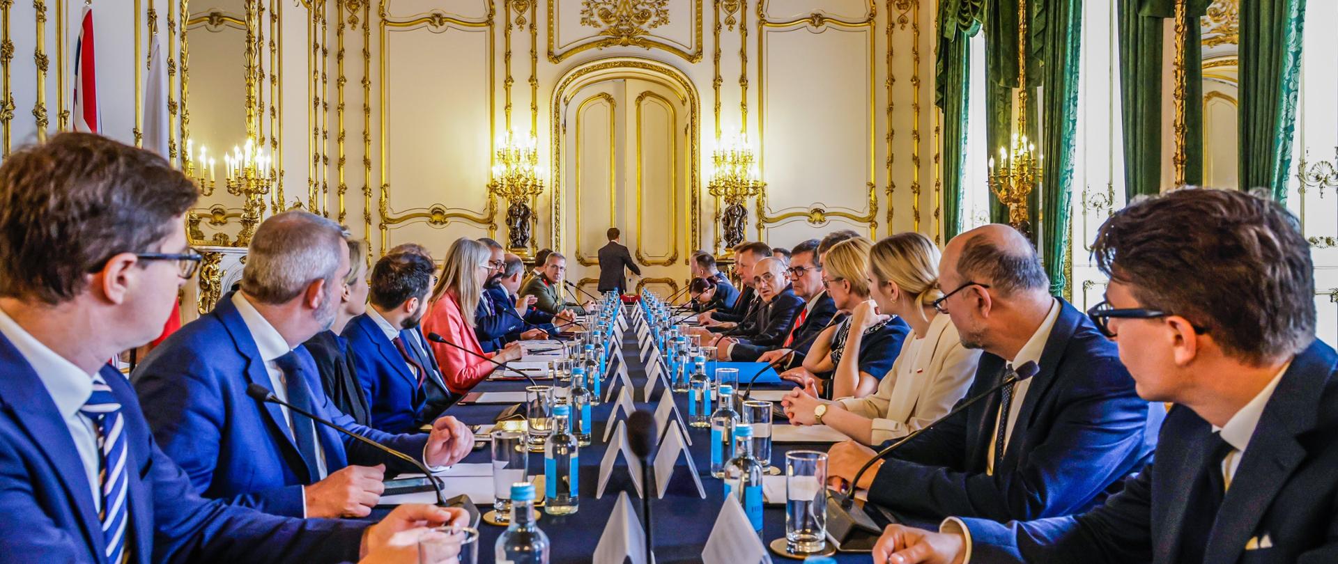 Polsko-brytyjskie konsultacje w formule kwadrygi