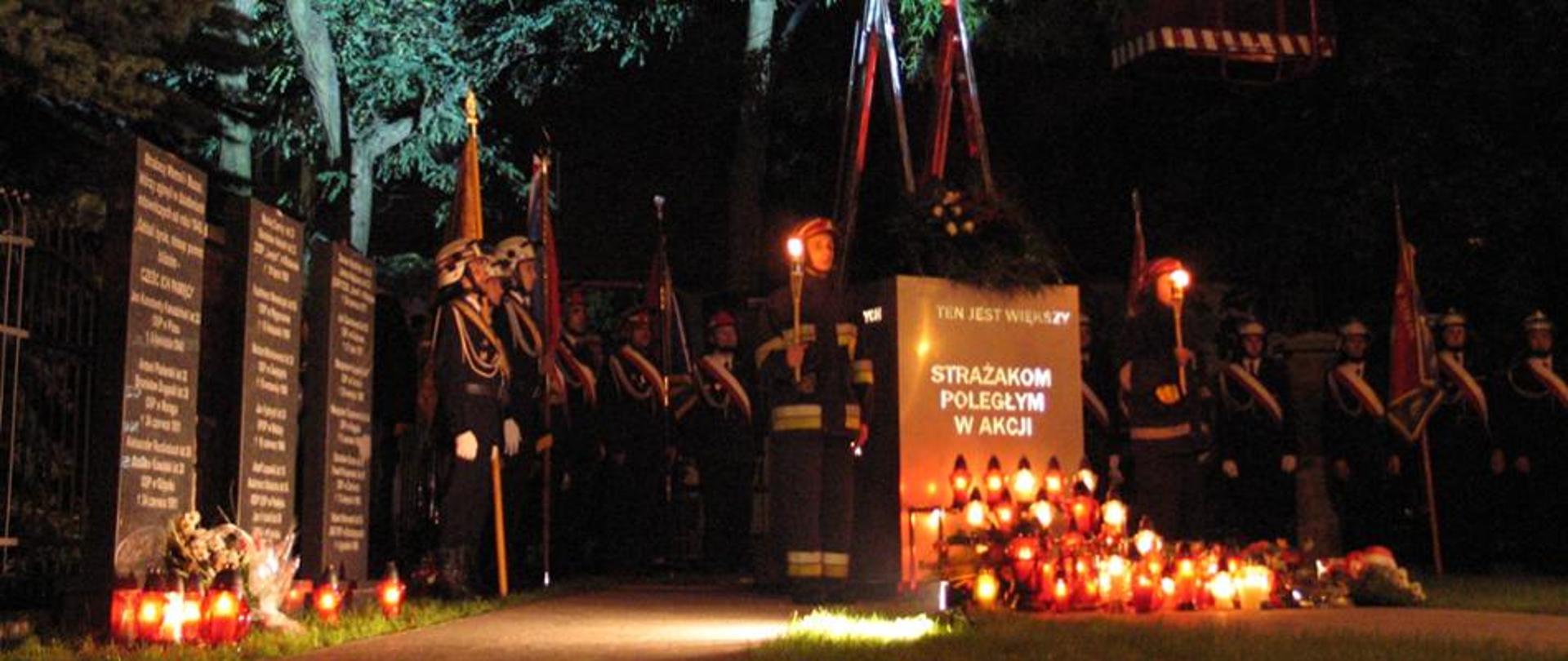 Zdjęcie ilustracja Apelu Pamięci