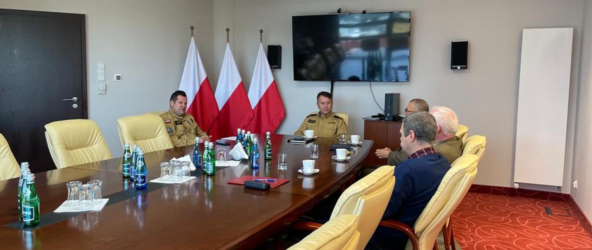 Spotkanie Mazowieckiego Komendanta Wojewódzkiego PSP z władzami Kampinoskiego Parku Narodowego 