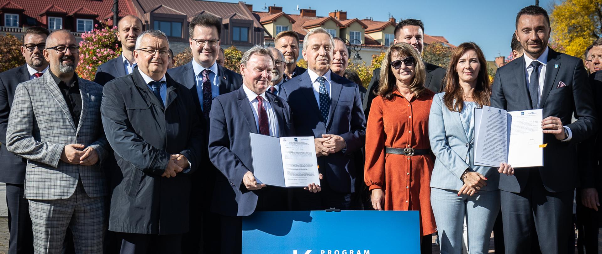 Z Przasnysza dojedziemy koleją do Warszawy przez Pułtusk i Serock 