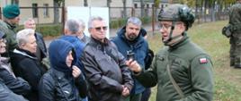 Zdjęcie przedstawia uczestników szkolenia z obsługi granatu RG-42