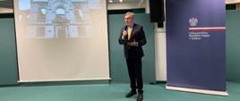 Ambasador Krzysztof Olendzki - Projekcja filmu "Wymazać Naród" w Lublanie