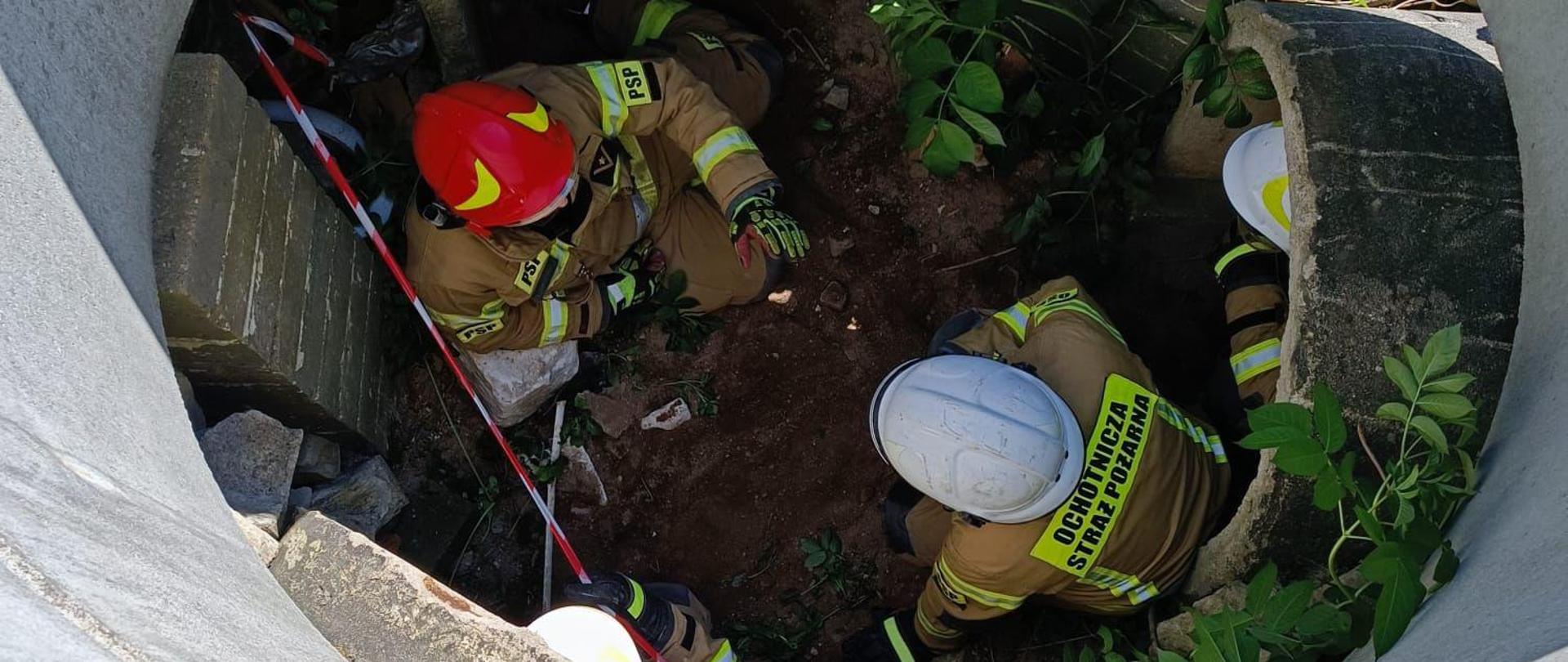 Szkolenie z działań poszukiwawczo – ratowniczych realizowane przez KSRG w zakresie podstawowym. 