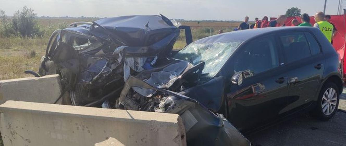 Wypadek 3 samochodów osobowych w Starych Babkach na S7